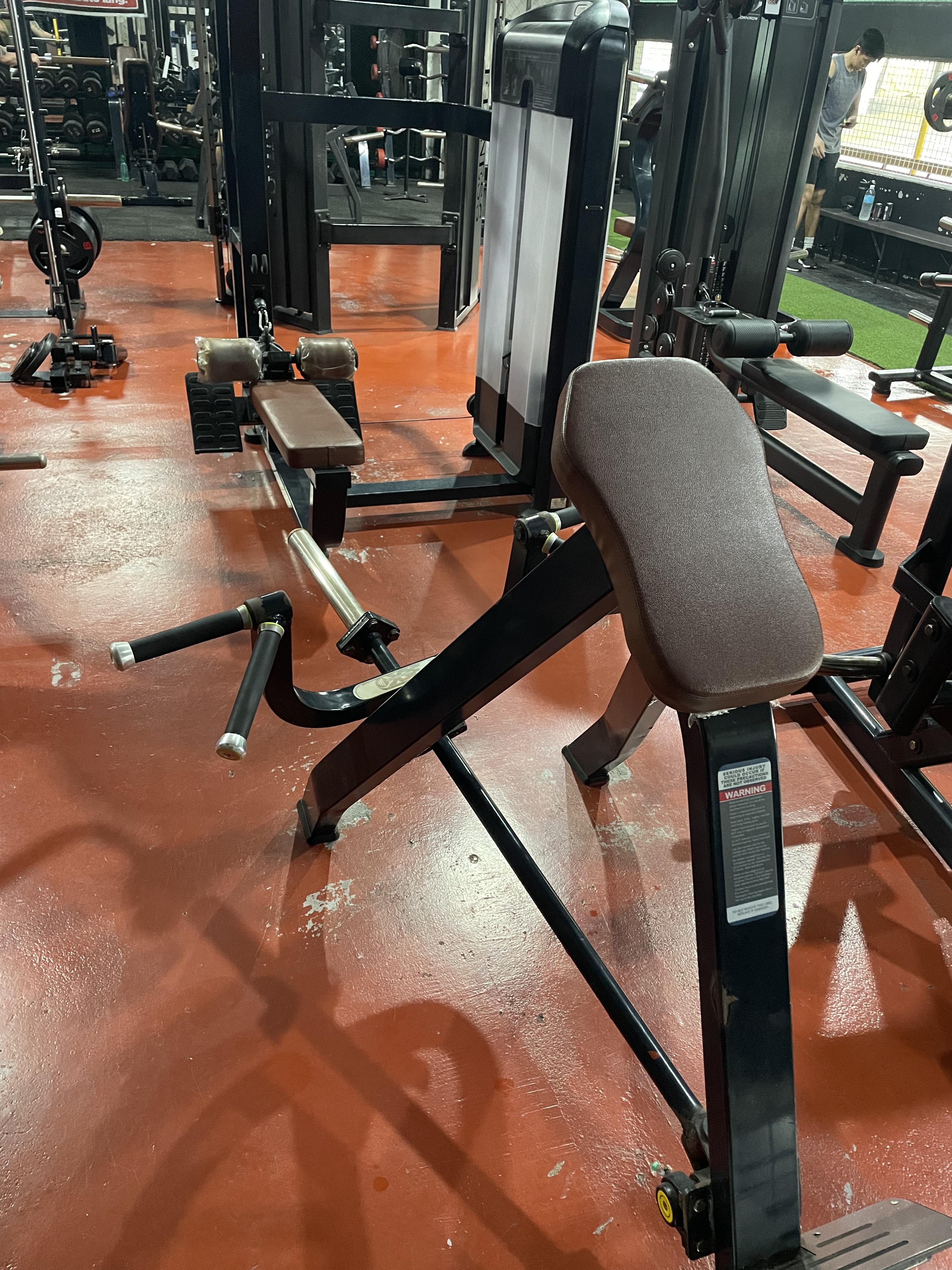 t-bar-row-machine