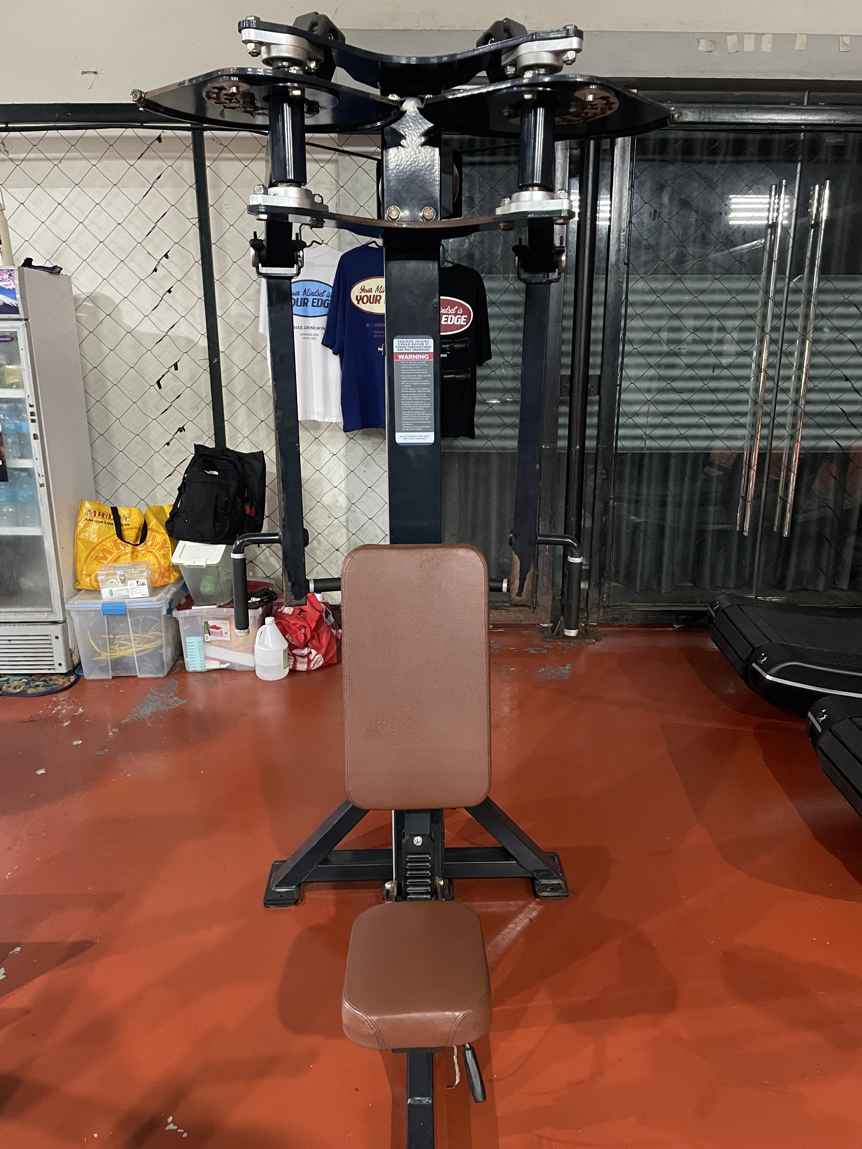 rear-delt-pec-fly